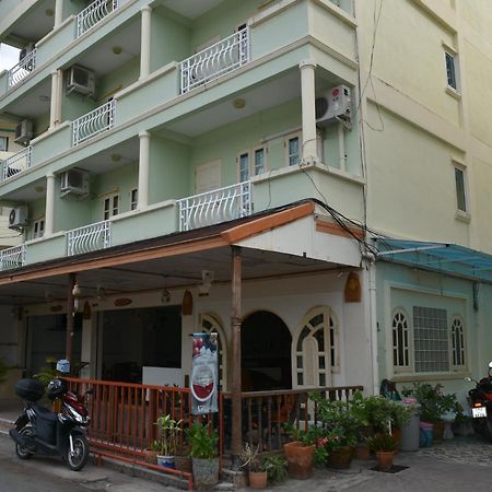 Jardin Hotel Pattaya Bagian luar foto