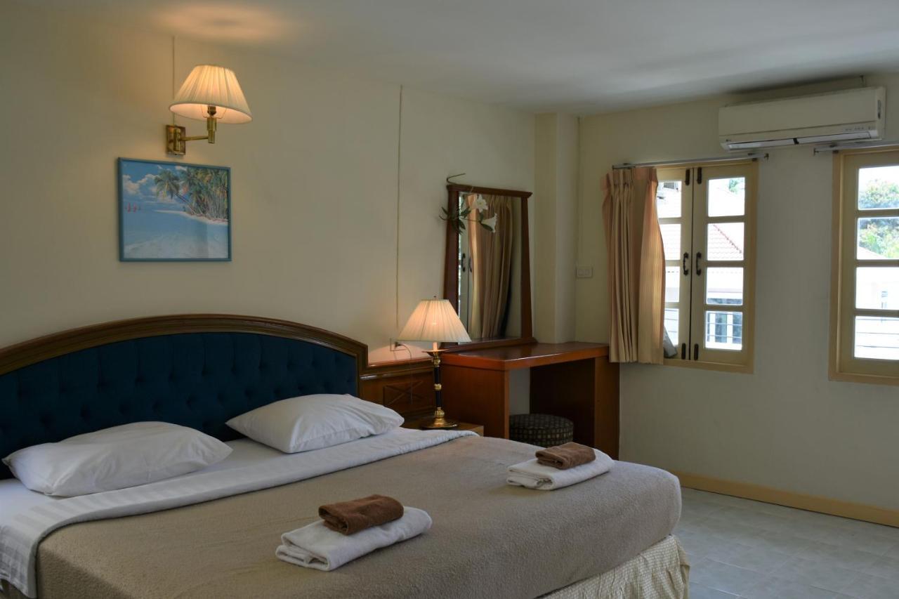 Jardin Hotel Pattaya Bagian luar foto