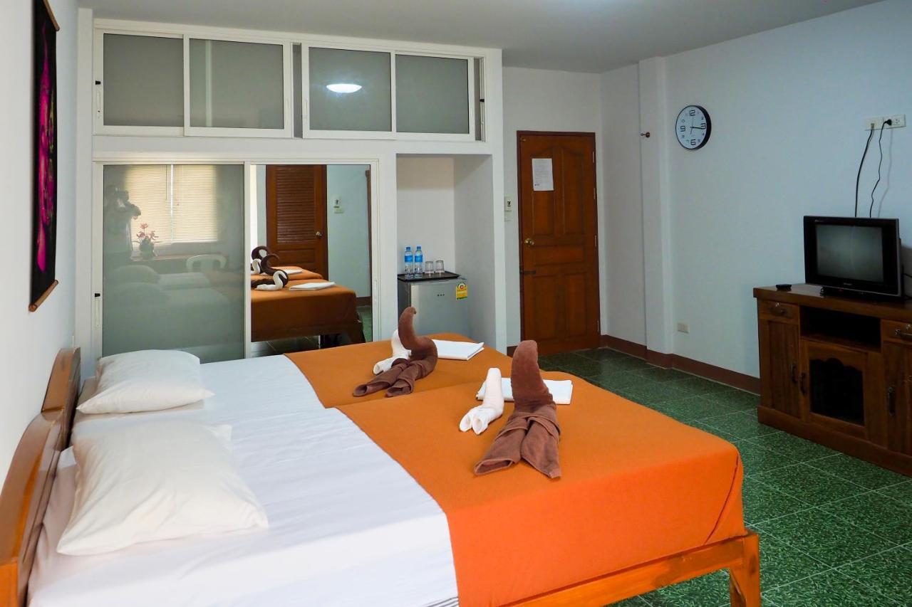 Jardin Hotel Pattaya Bagian luar foto
